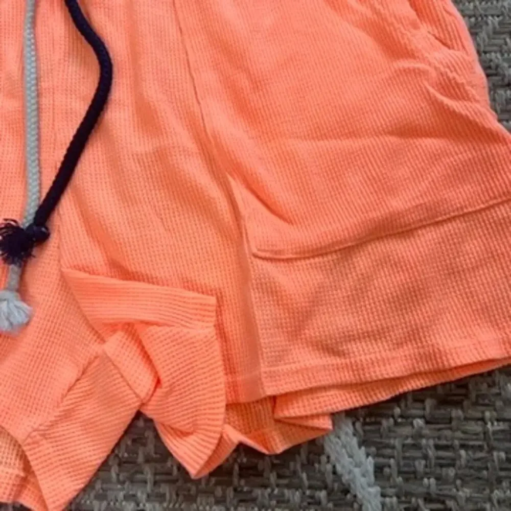 SUNDRY Thermal PKT Shorts Sz 2/ Medium